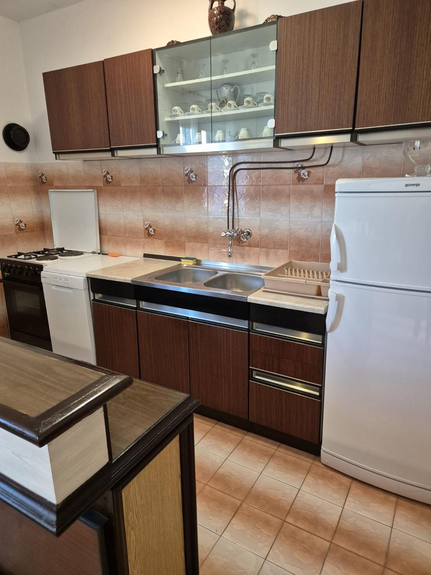 Škrip Apartmani Ino מראה חיצוני תמונה